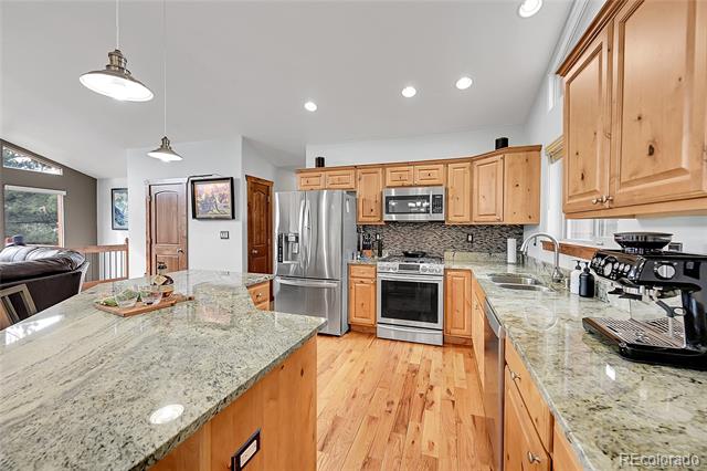 2284 Roland Drive