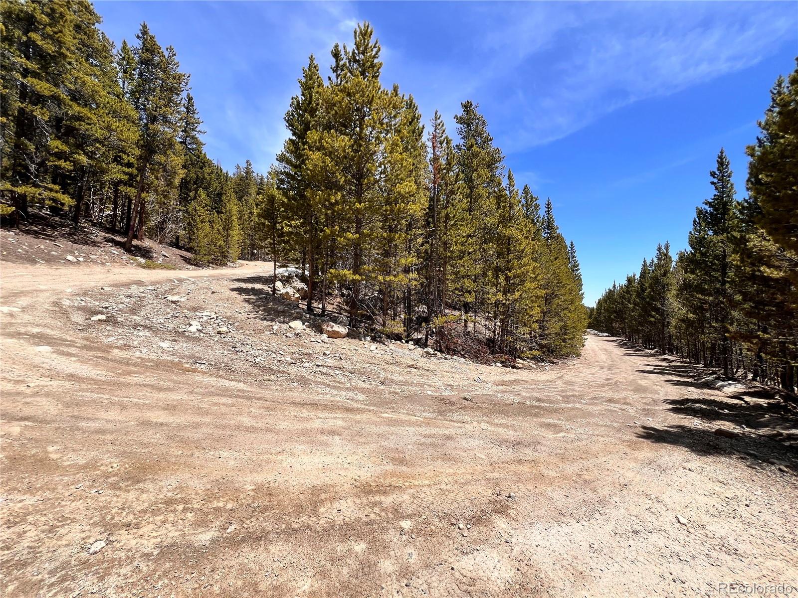 000 Loch Lomond Rd & Vista Rd