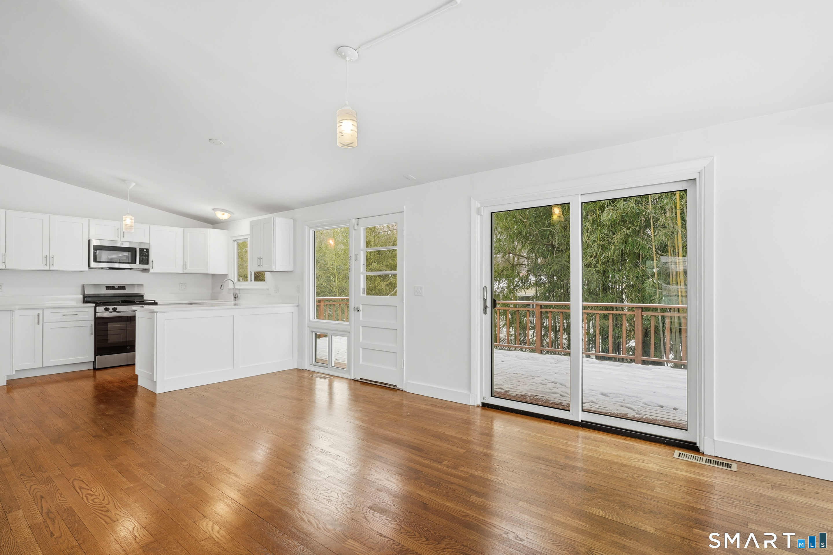 4 Split Timber Place