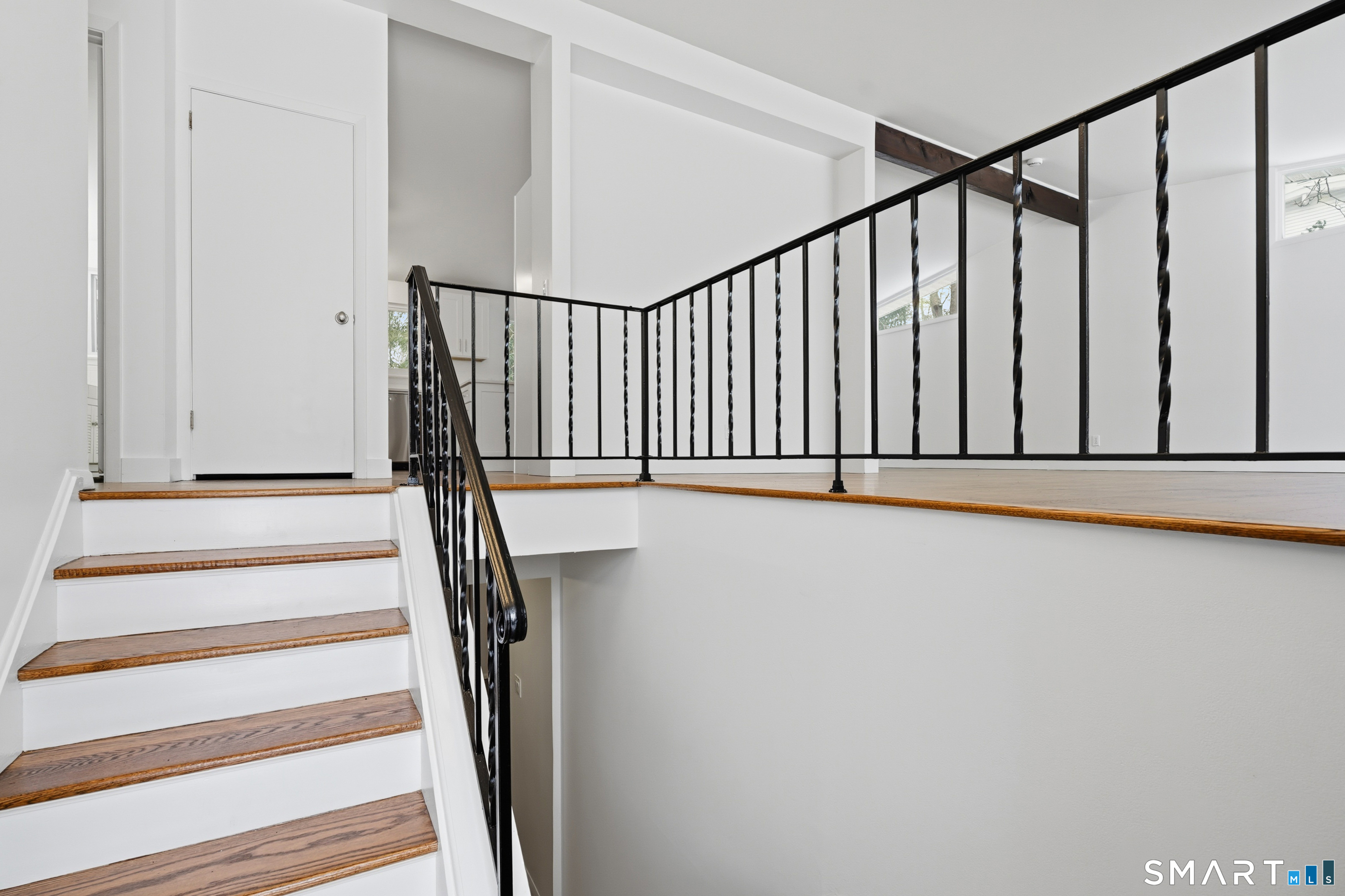 4 Split Timber Place