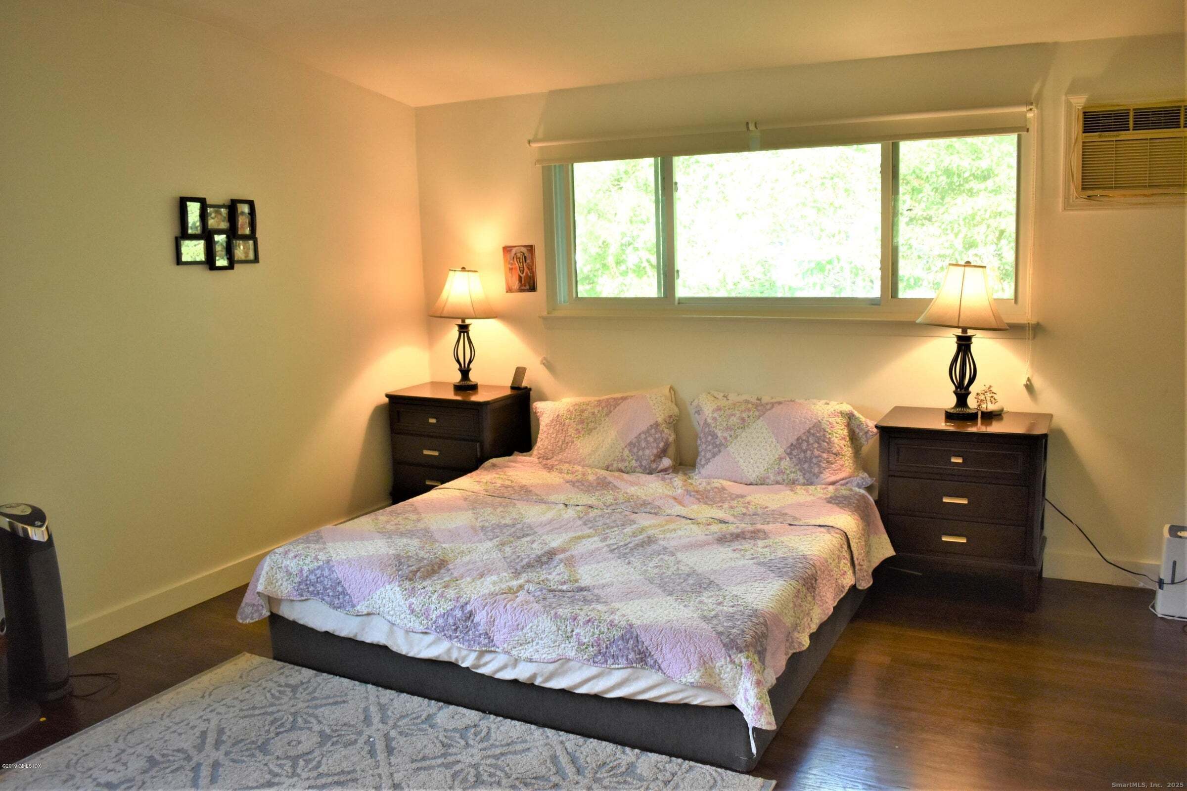 4 Split Timber Place