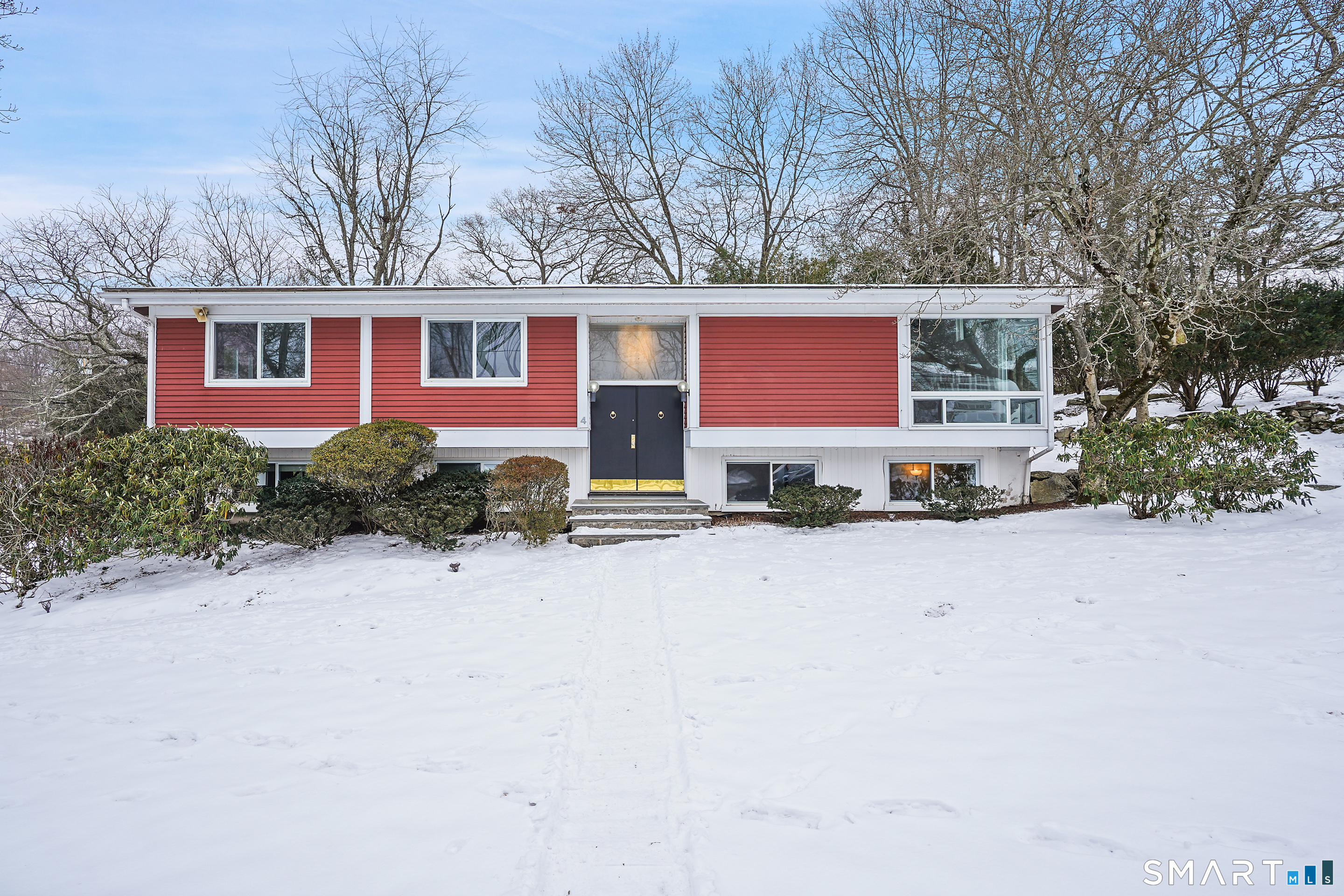 4 Split Timber Place