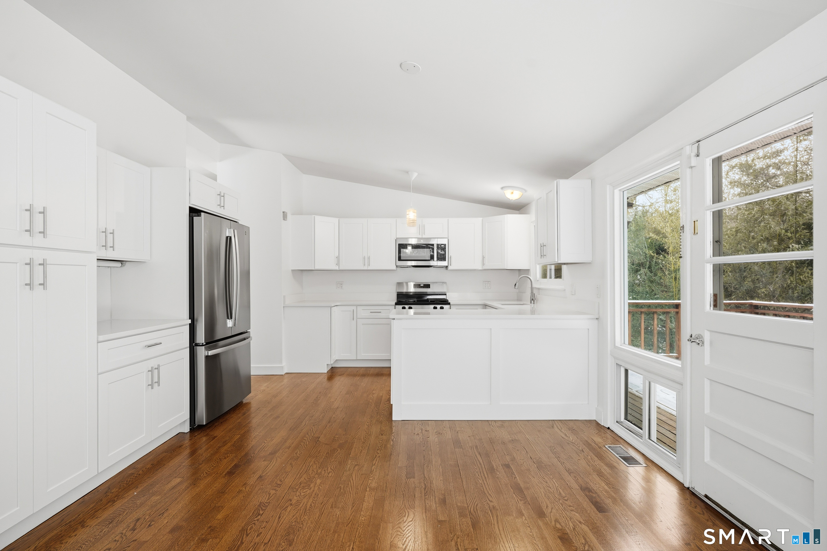 4 Split Timber Place