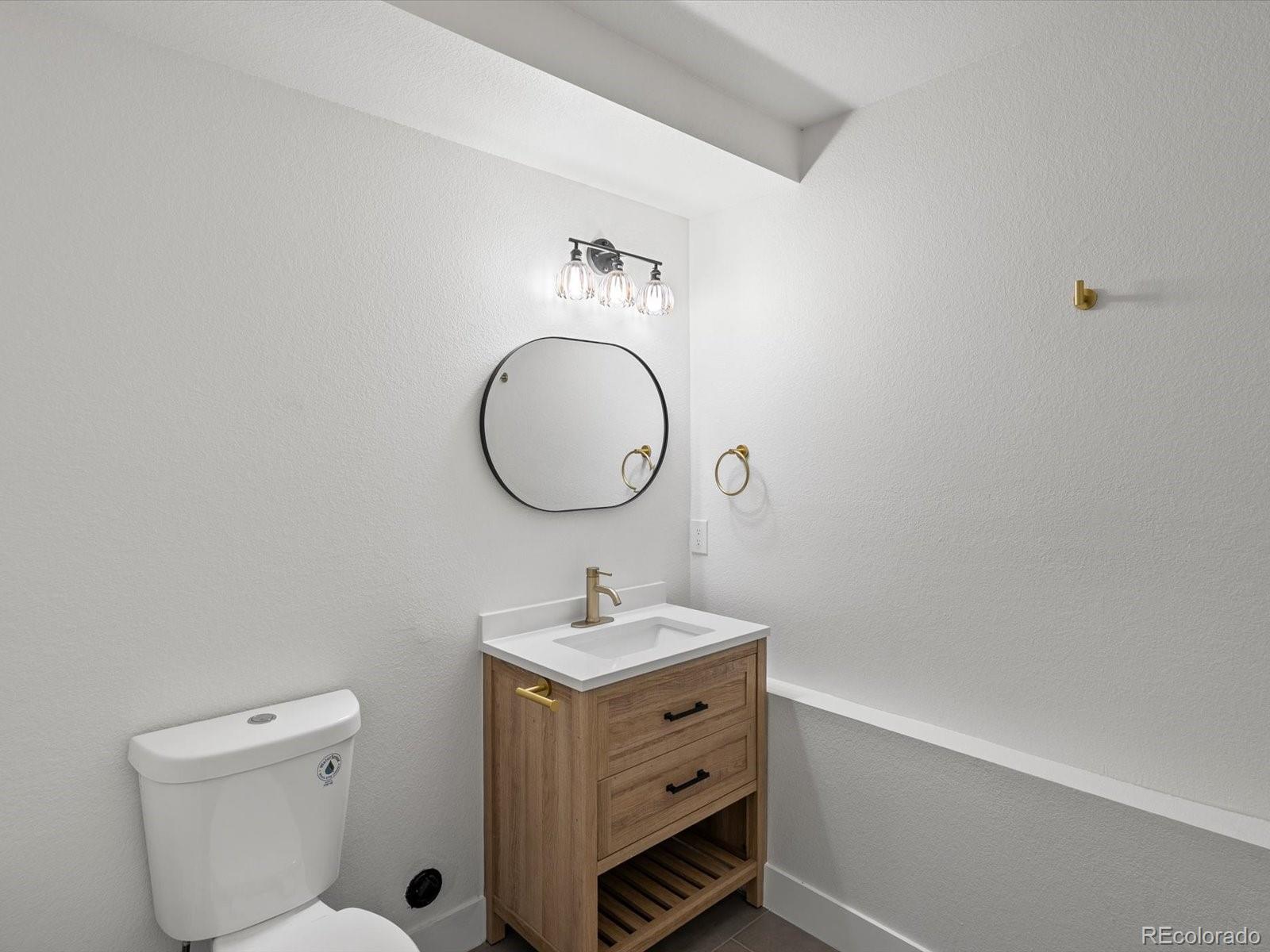 9628 W 74th Place