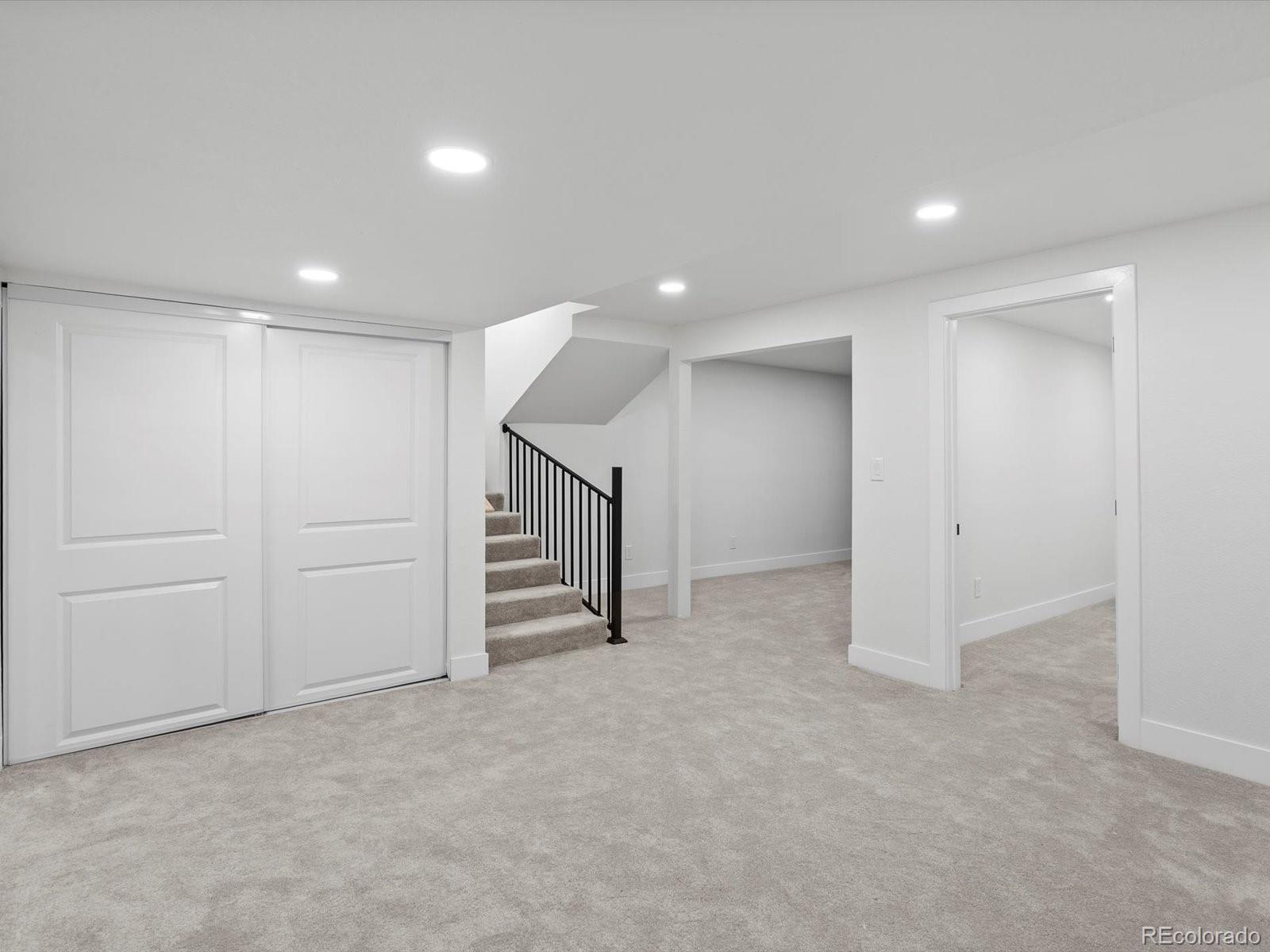9628 W 74th Place