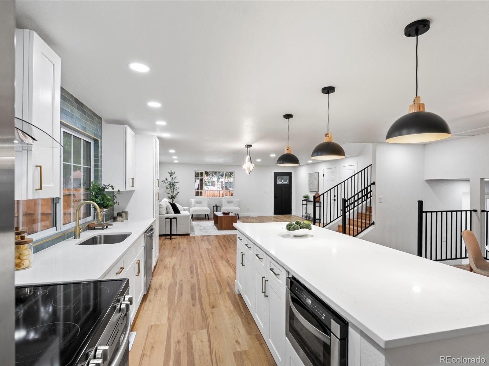 9628 W 74th Place