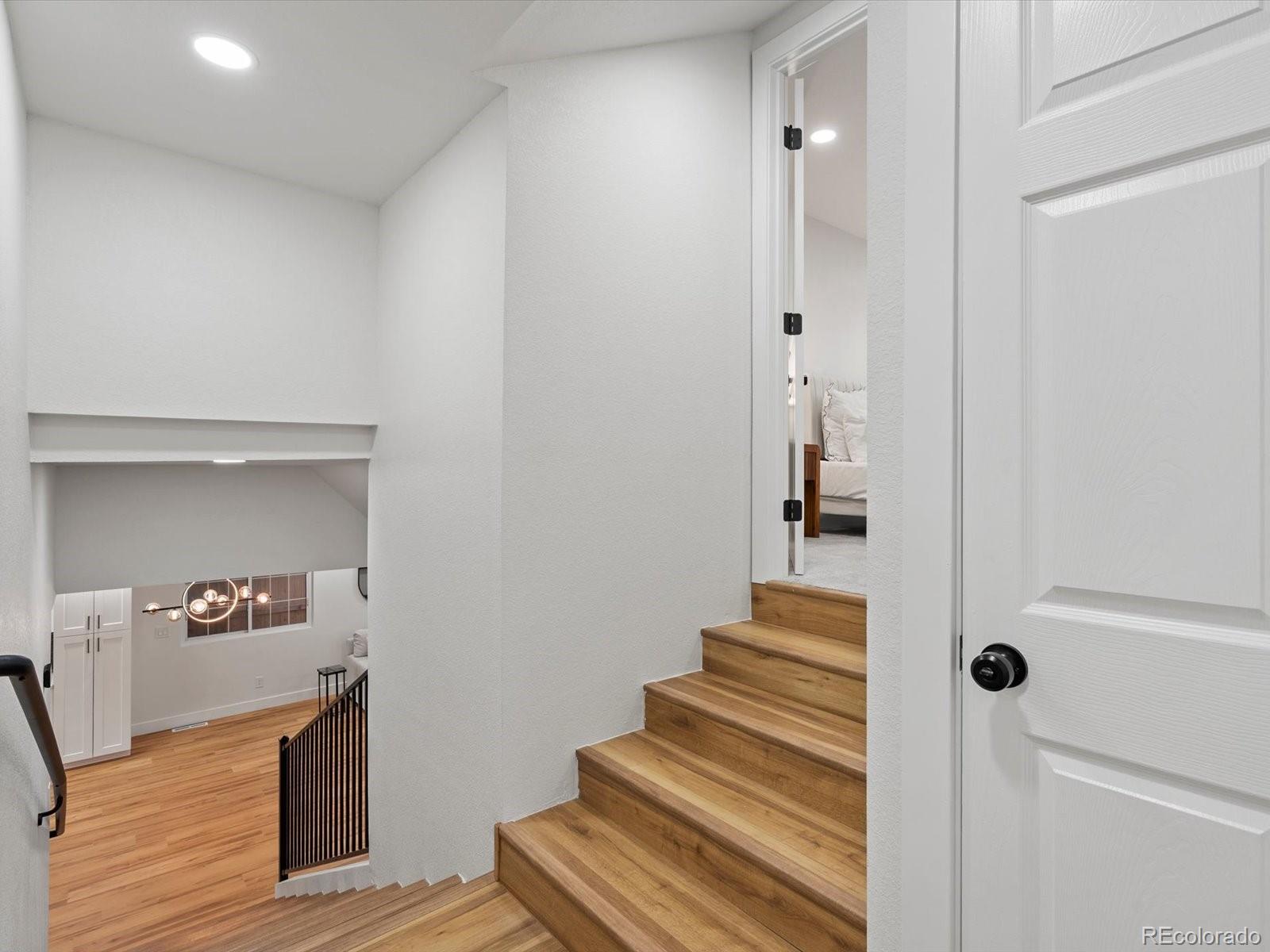 9628 W 74th Place