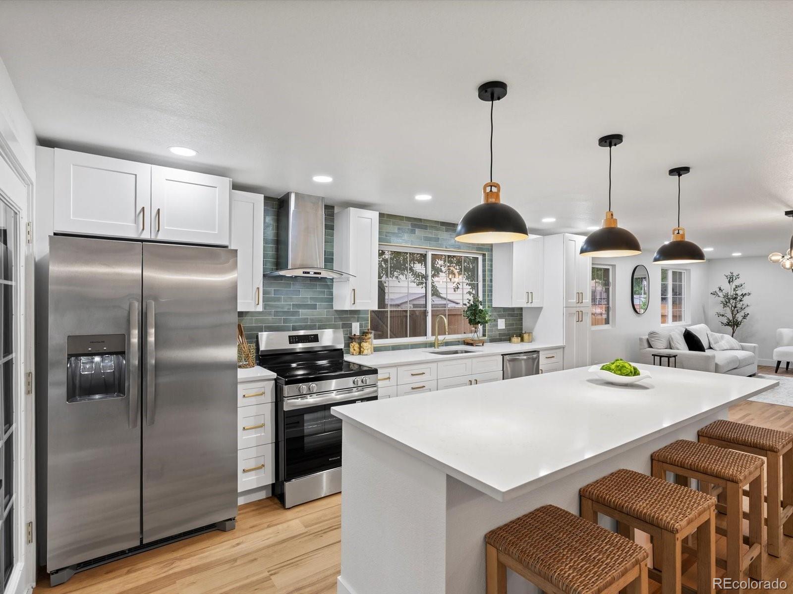 9628 W 74th Place