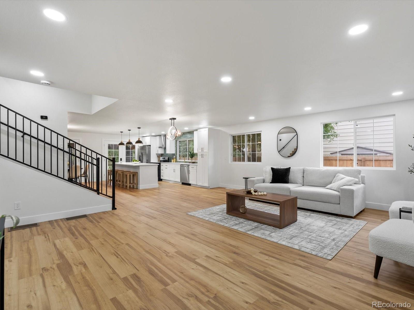9628 W 74th Place
