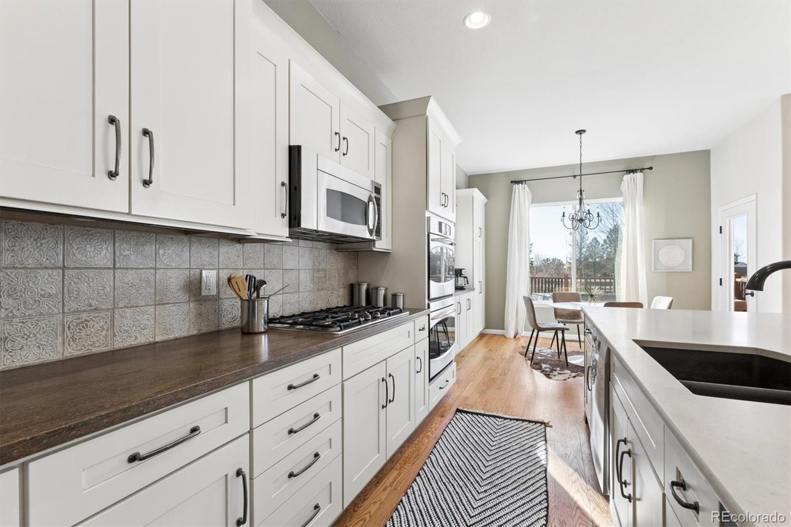 25412 E Quarto Place