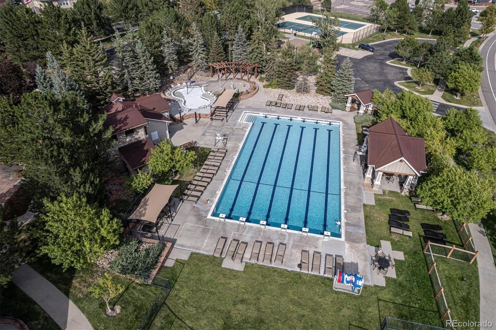 25412 E Quarto Place