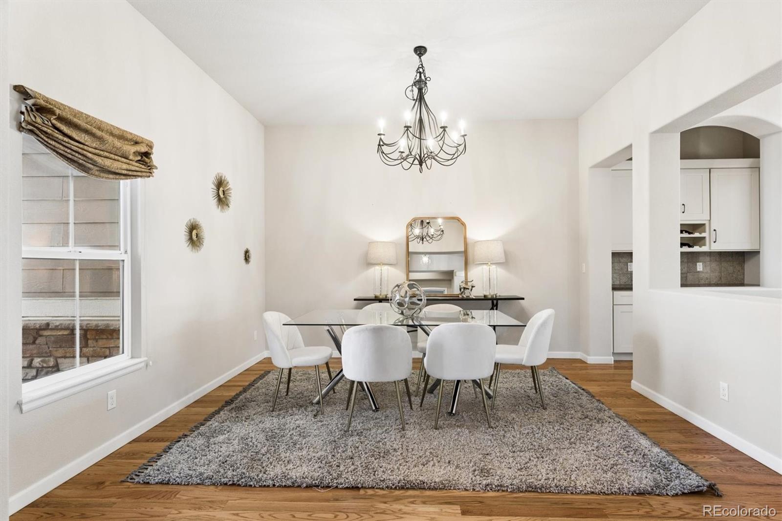 25412 E Quarto Place