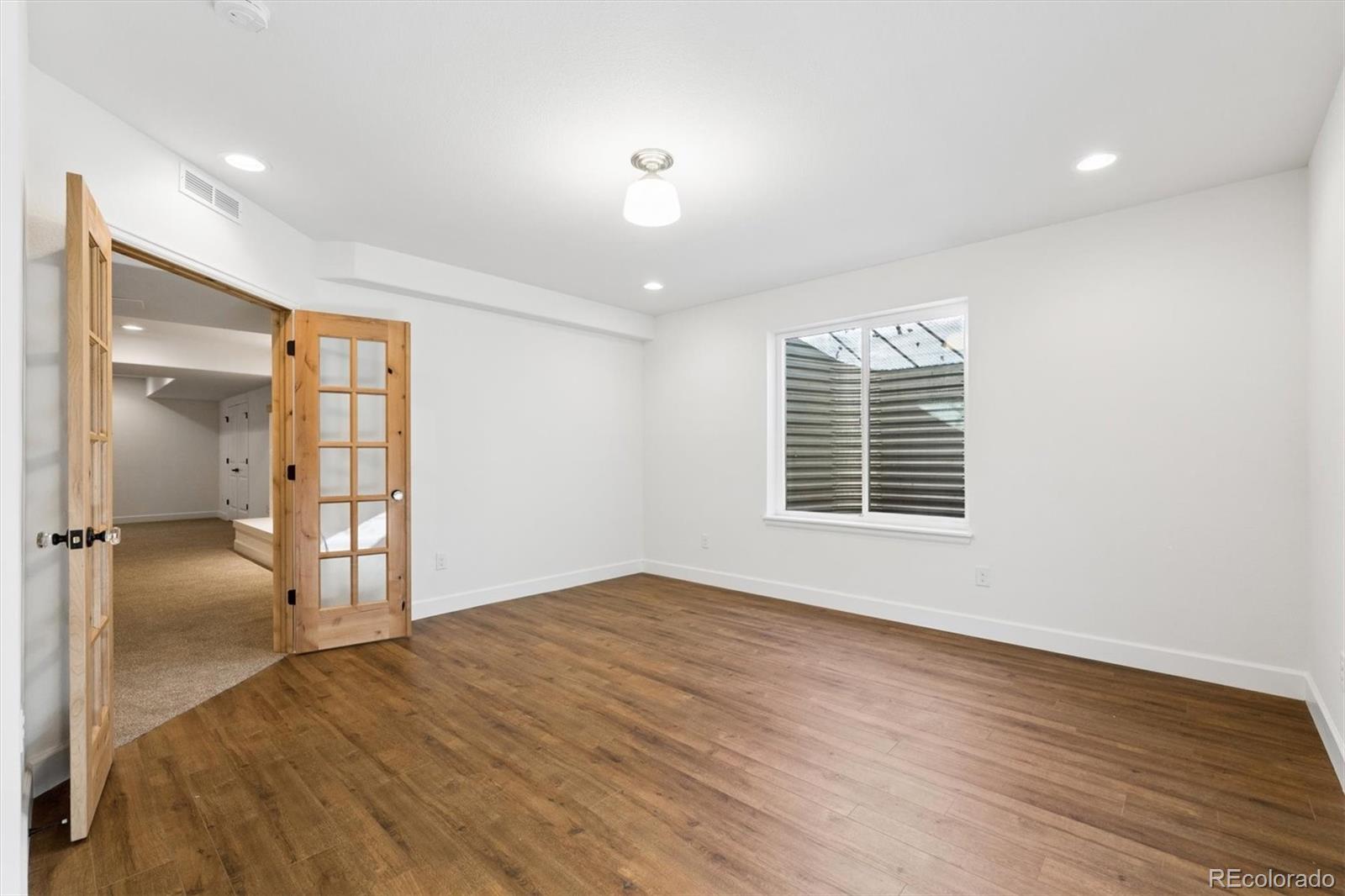 25412 E Quarto Place