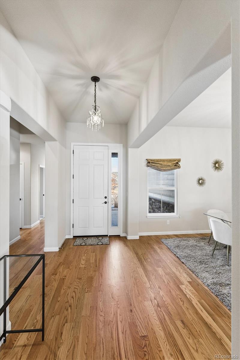 25412 E Quarto Place