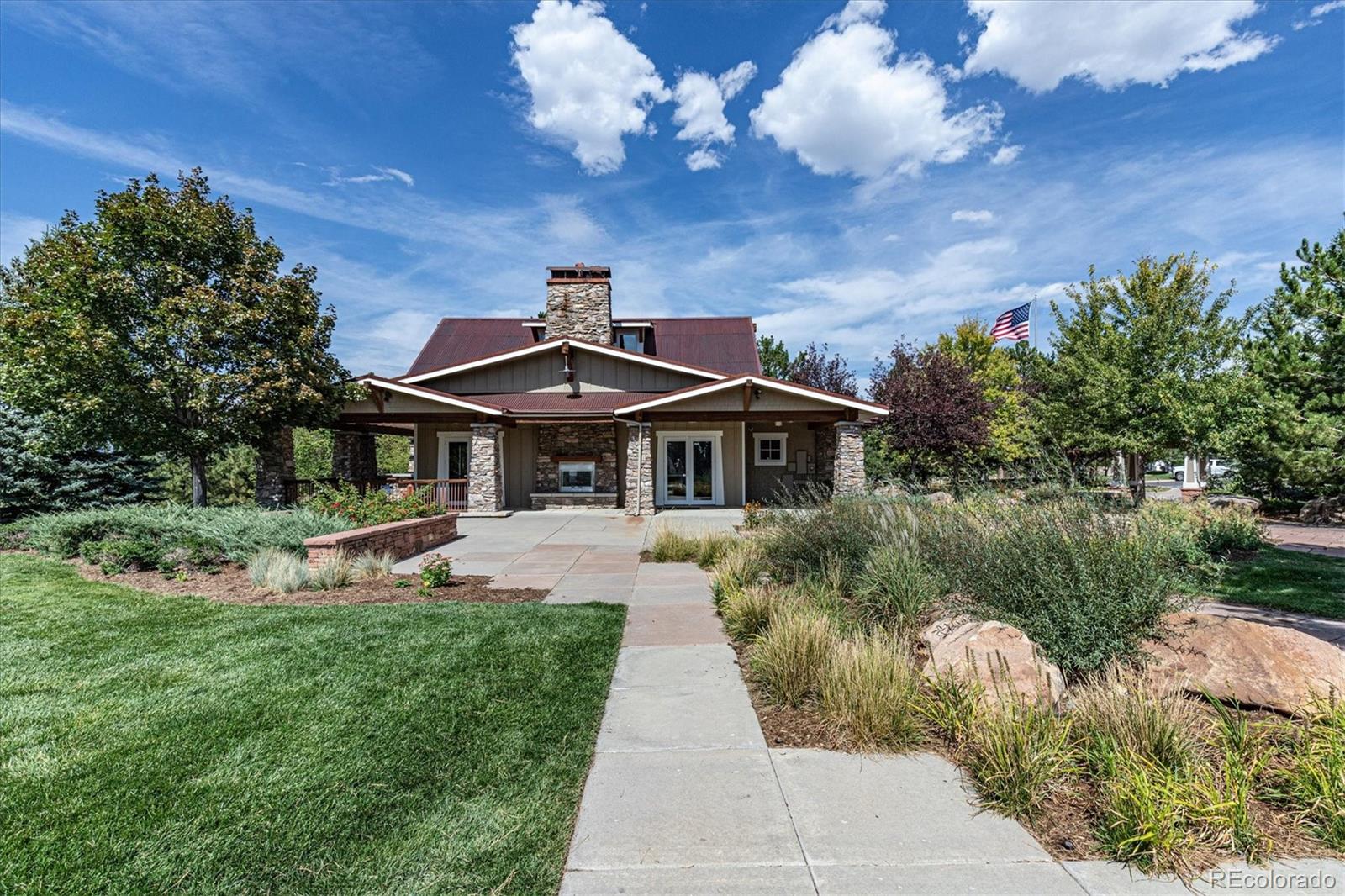 25412 E Quarto Place