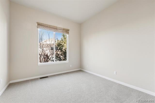 25412 E Quarto Place