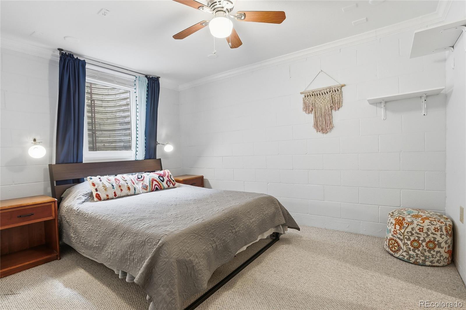 1810 W Exposition Avenue