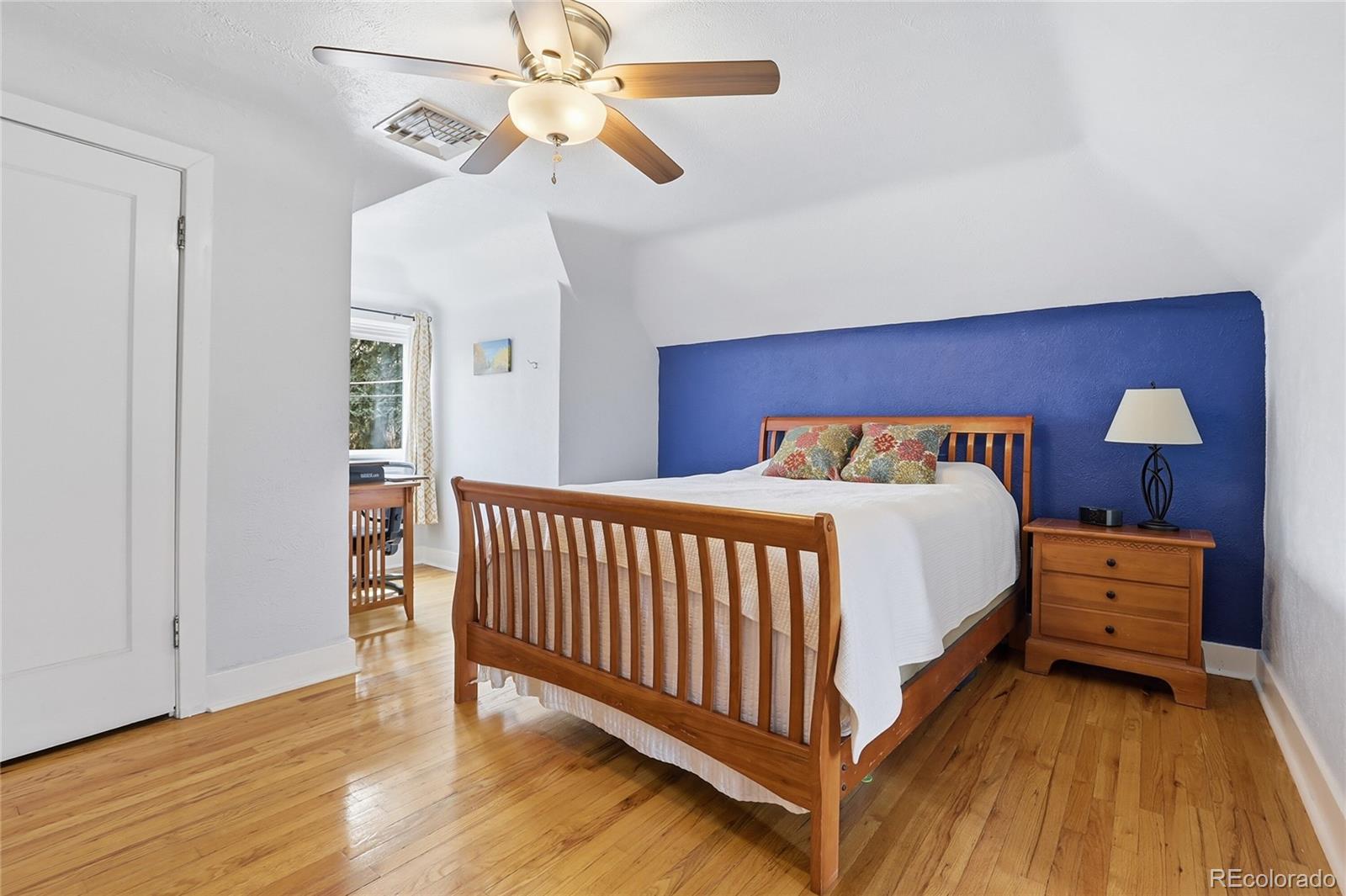 1810 W Exposition Avenue