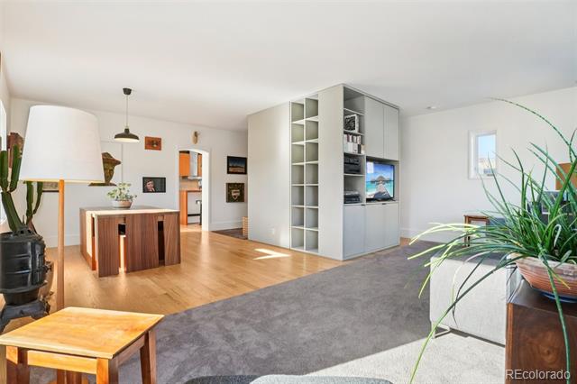 85 S Elati Street