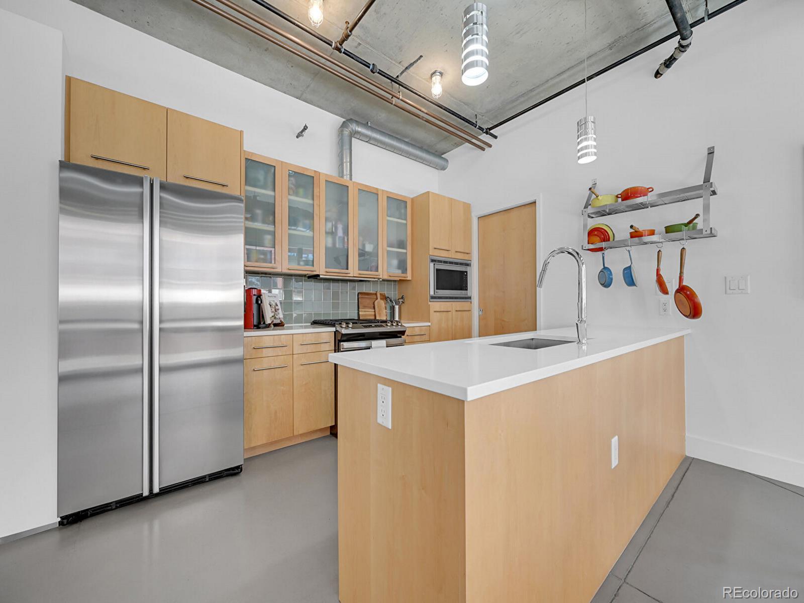 2100 16th Street Unit: 204