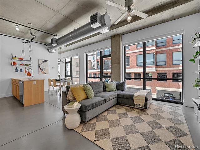 2100 16th Street Unit: 204