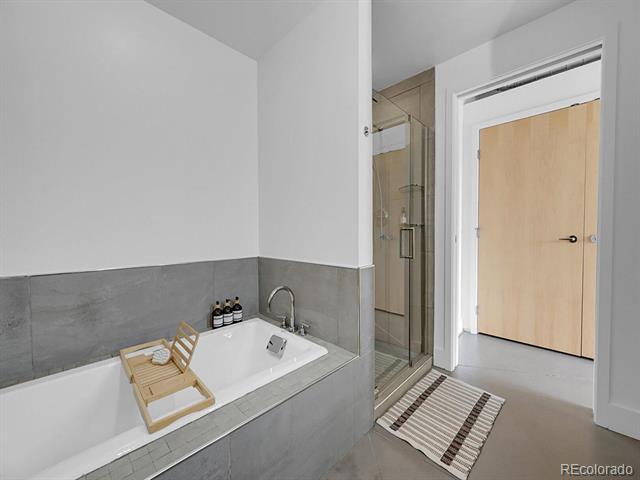 2100 16th Street Unit: 204