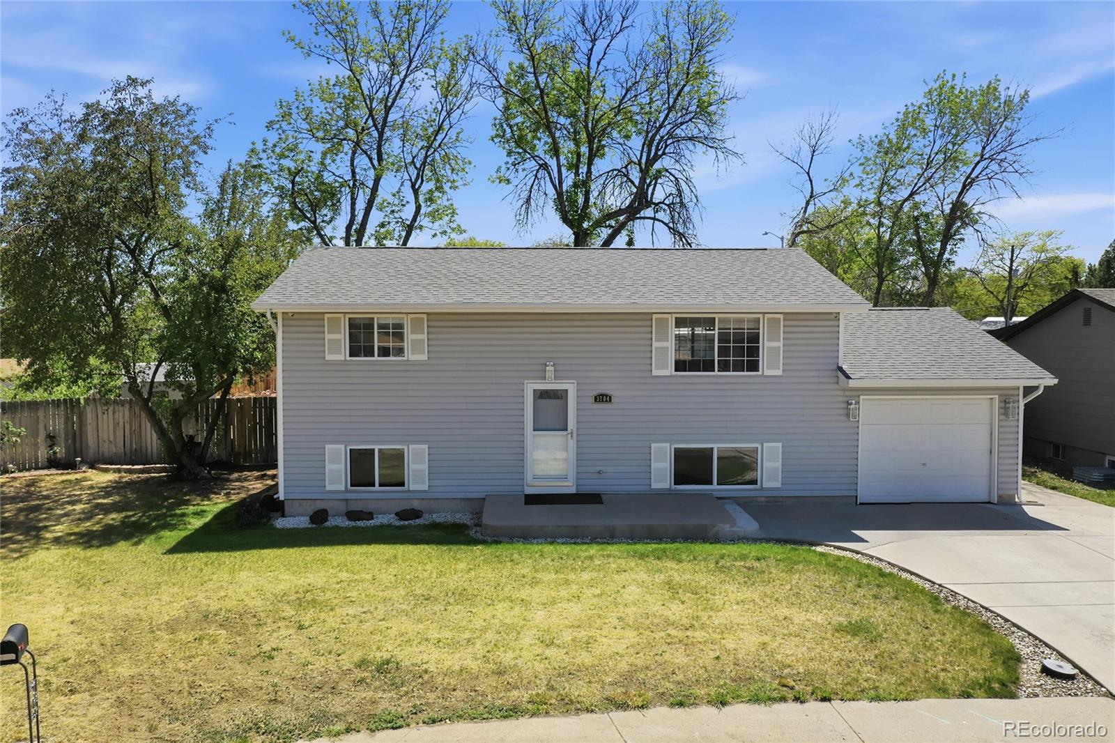 3704 E 88th Circle
