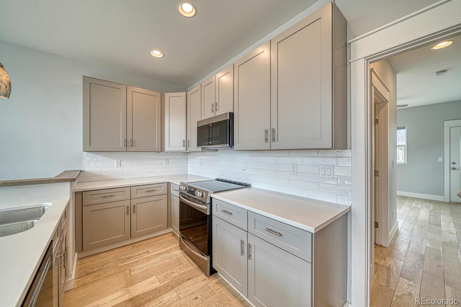 125 Crestone Mesa Drive Unit: B