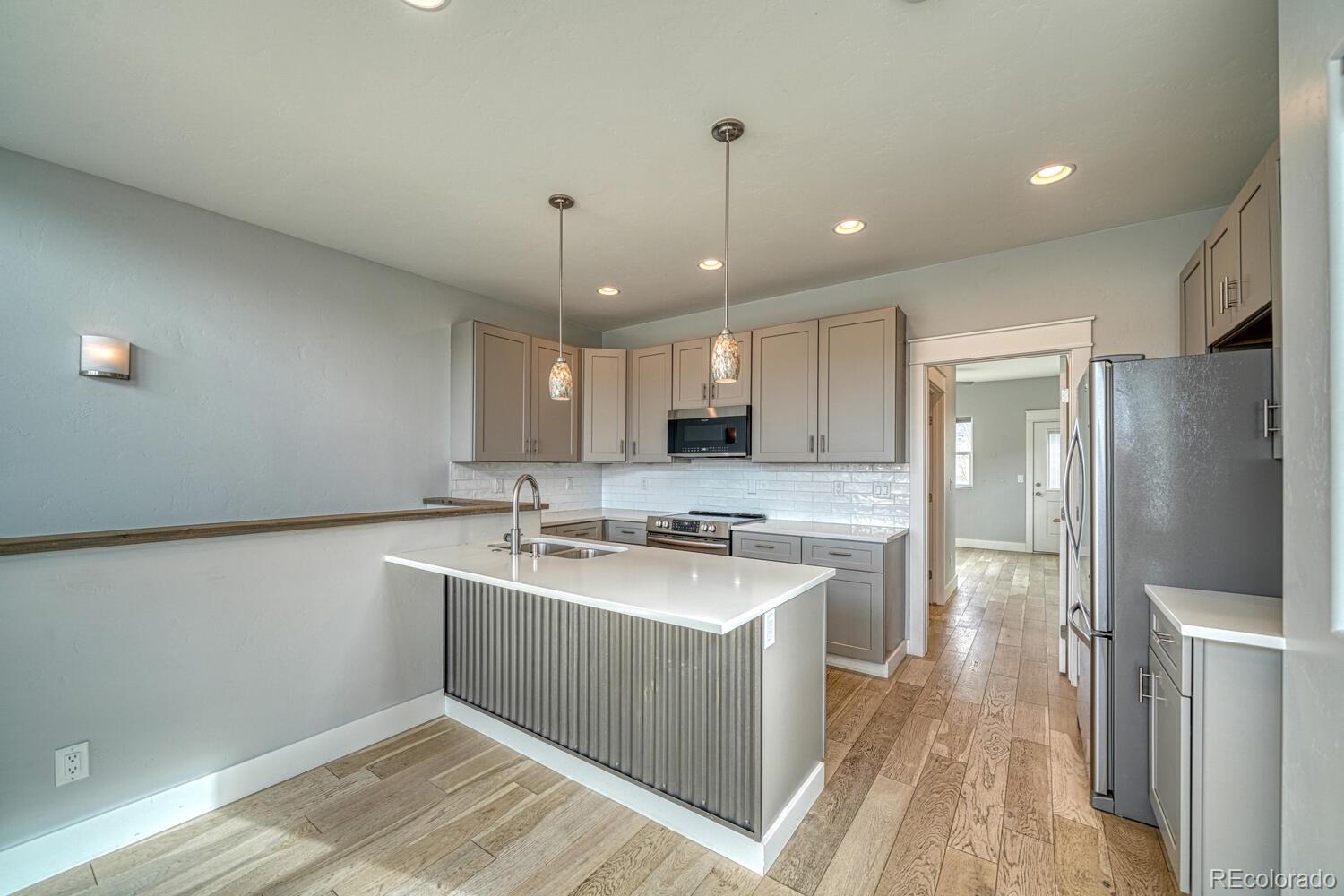 125 Crestone Mesa Drive Unit: B