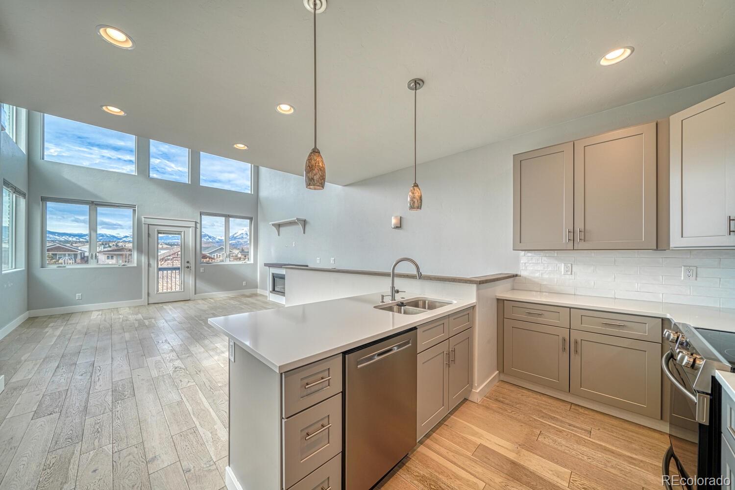 125 Crestone Mesa Drive Unit: B