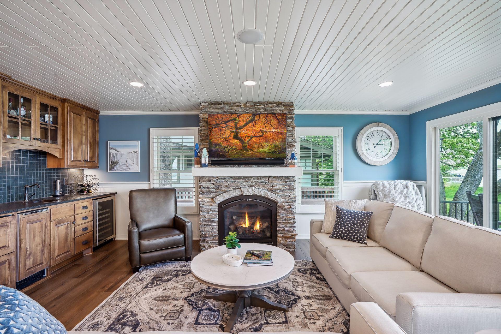 2256 Shadywood Road