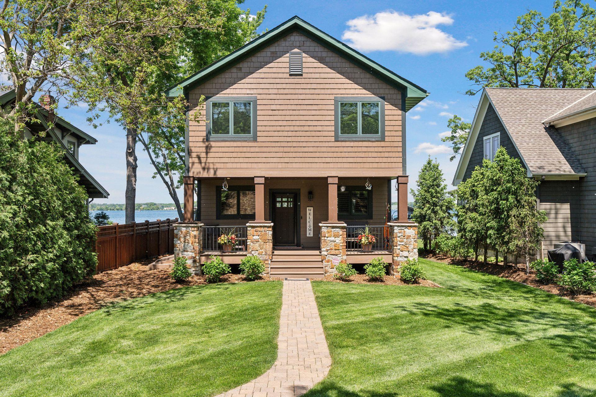 2256 Shadywood Road