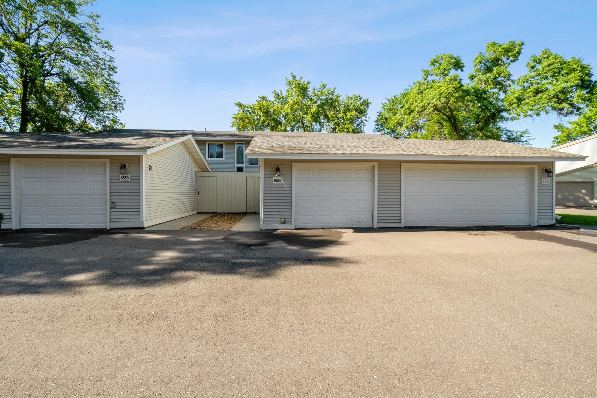 6557 40th Street N