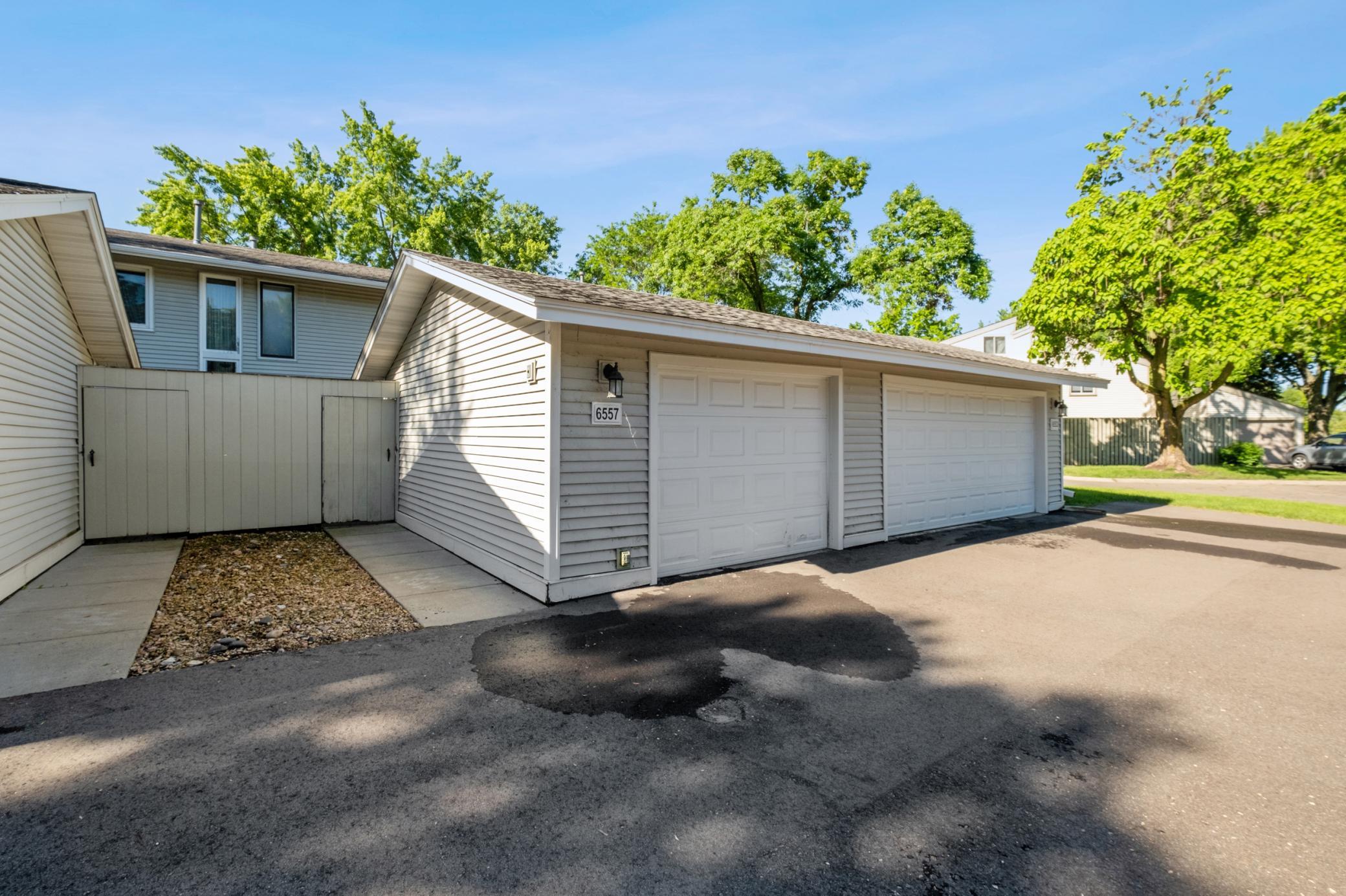 6557 40th Street N