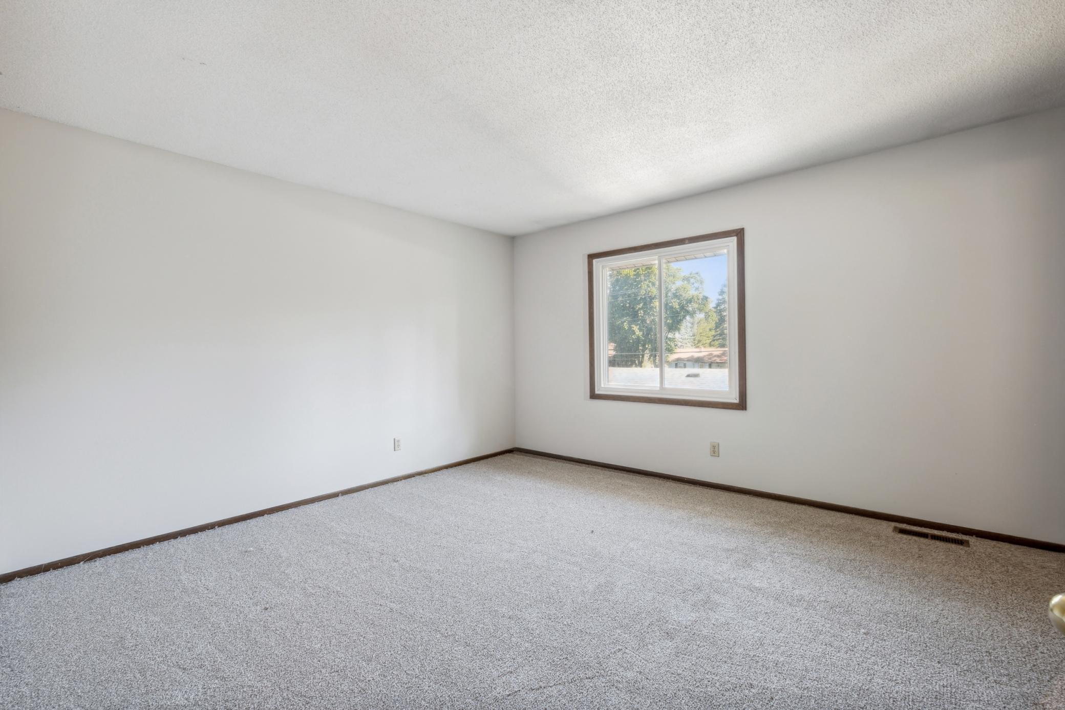6557 40th Street N