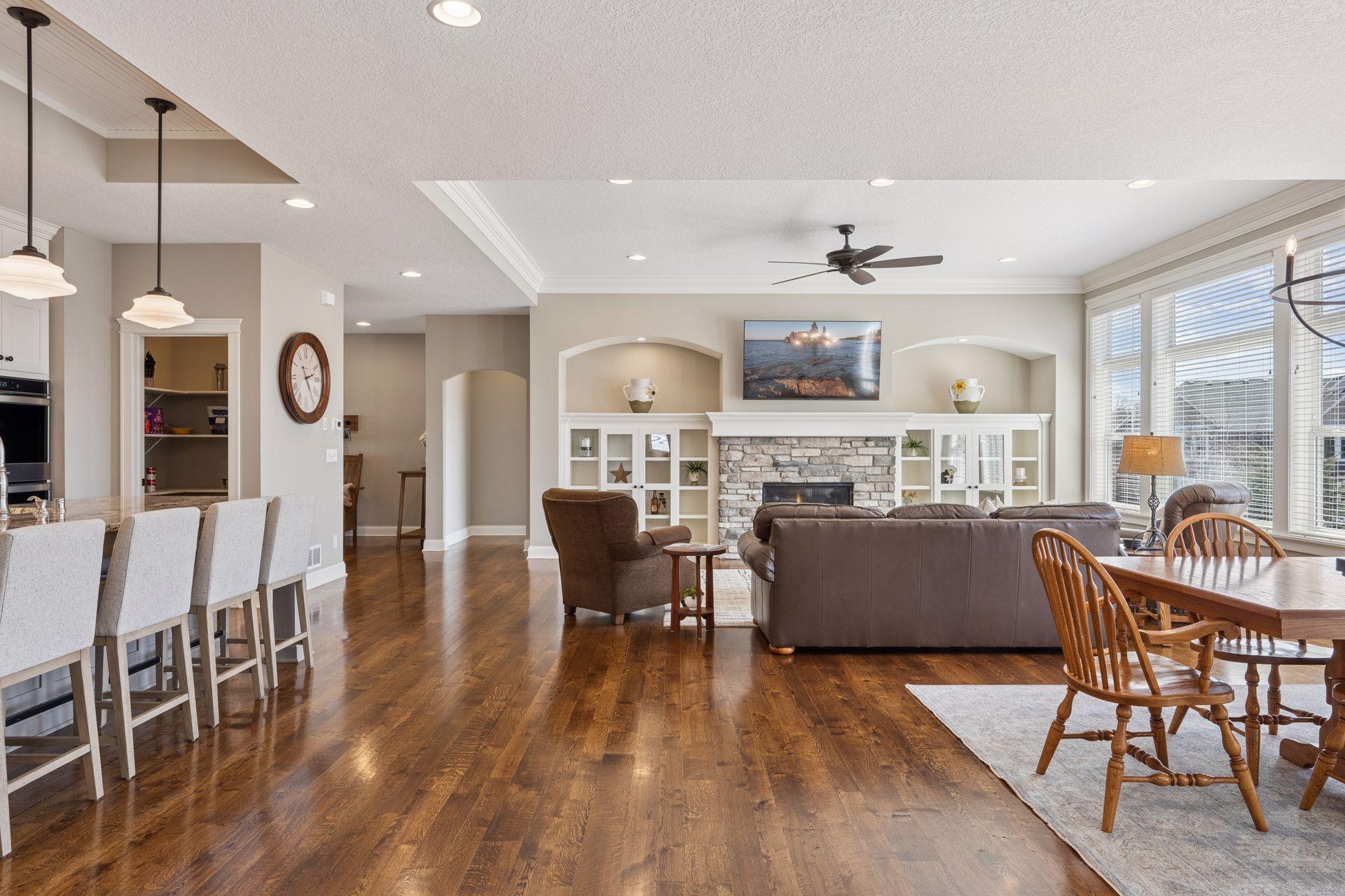 12809 Lake Vista Lane