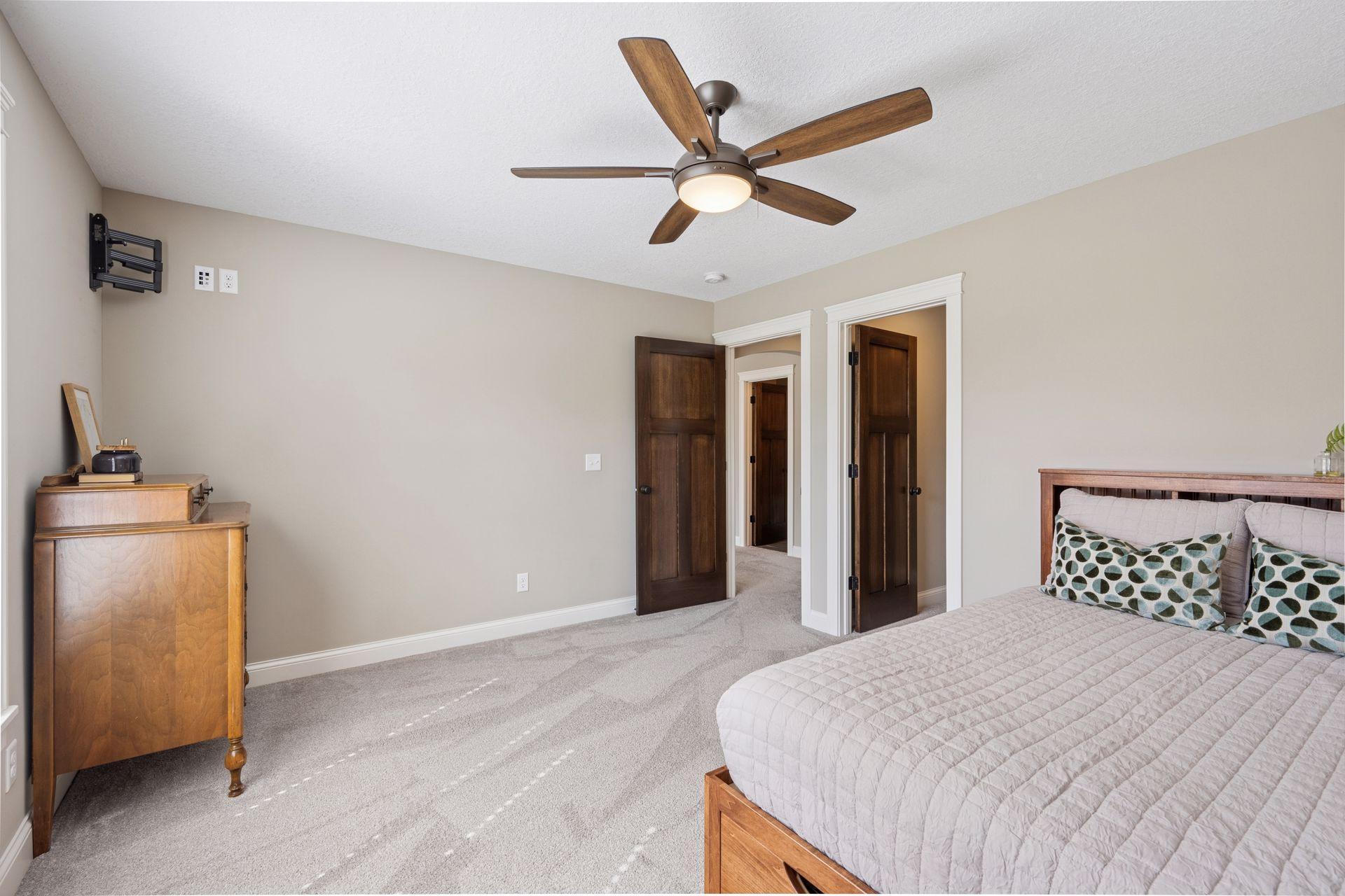 12809 Lake Vista Lane