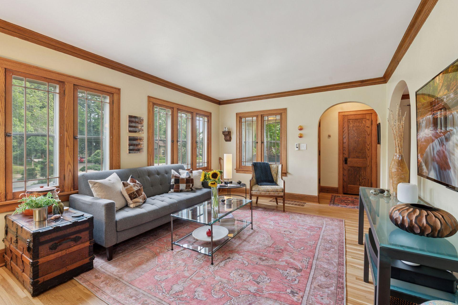 5056 Bloomington Avenue