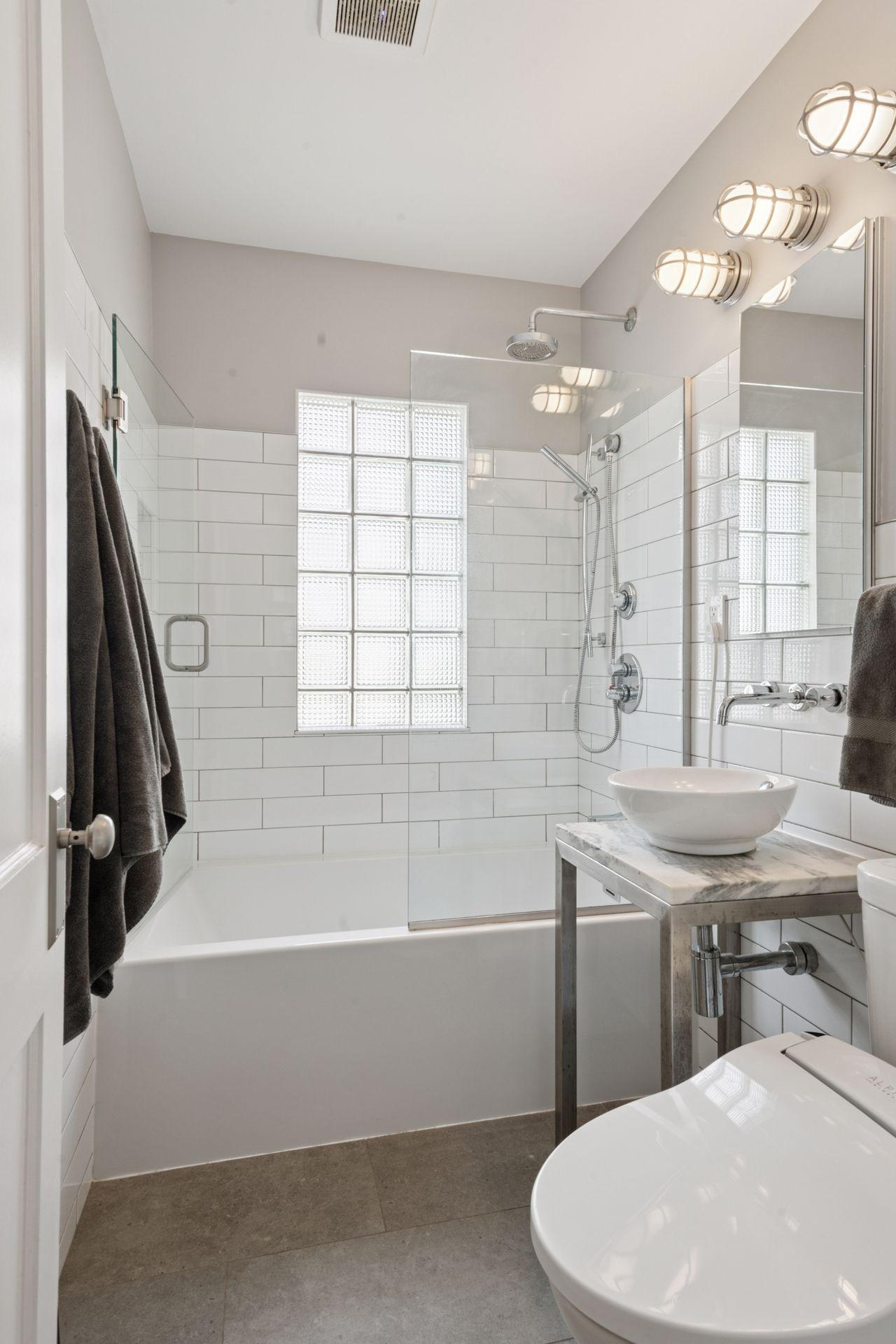 5056 Bloomington Avenue