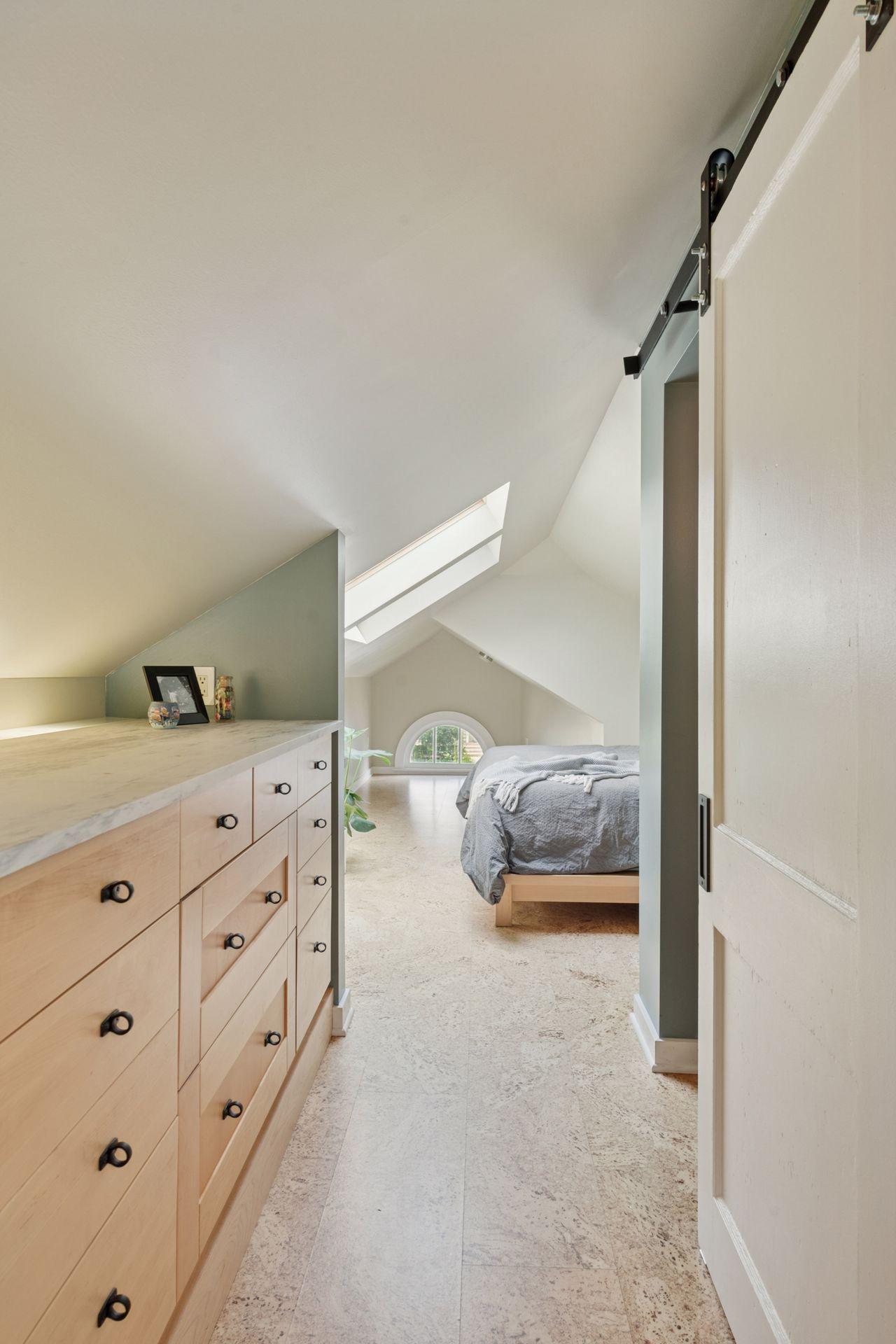 5056 Bloomington Avenue