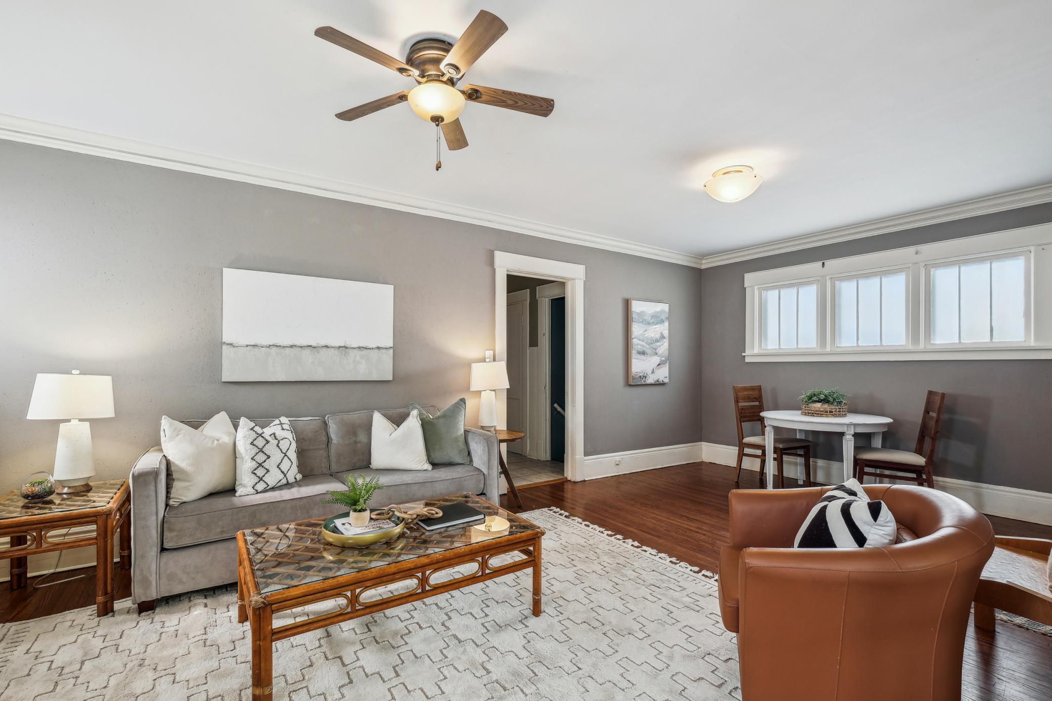 260 Winona Street W