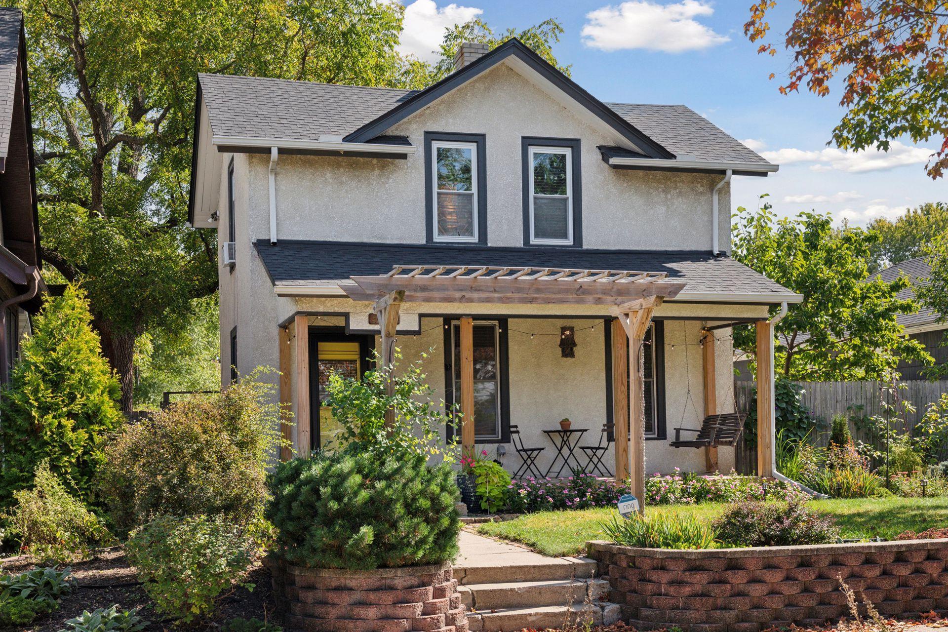 3209 Pleasant Avenue