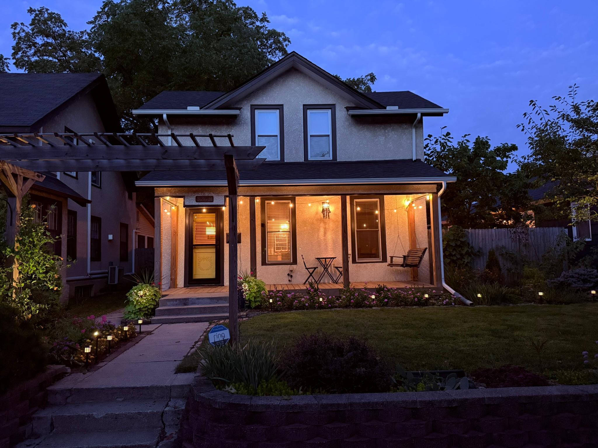 3209 Pleasant Avenue
