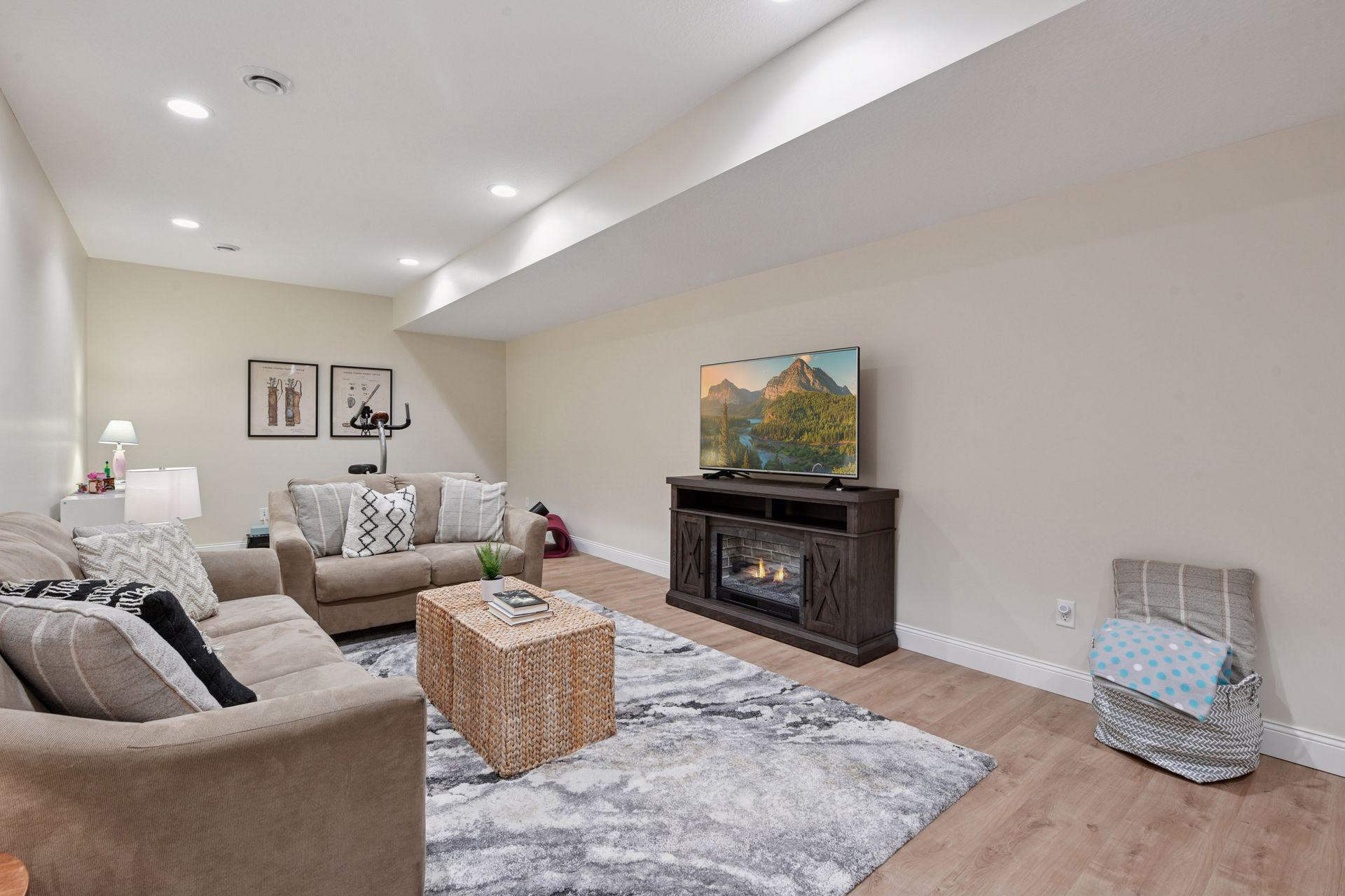 1704 Pebblestone Road