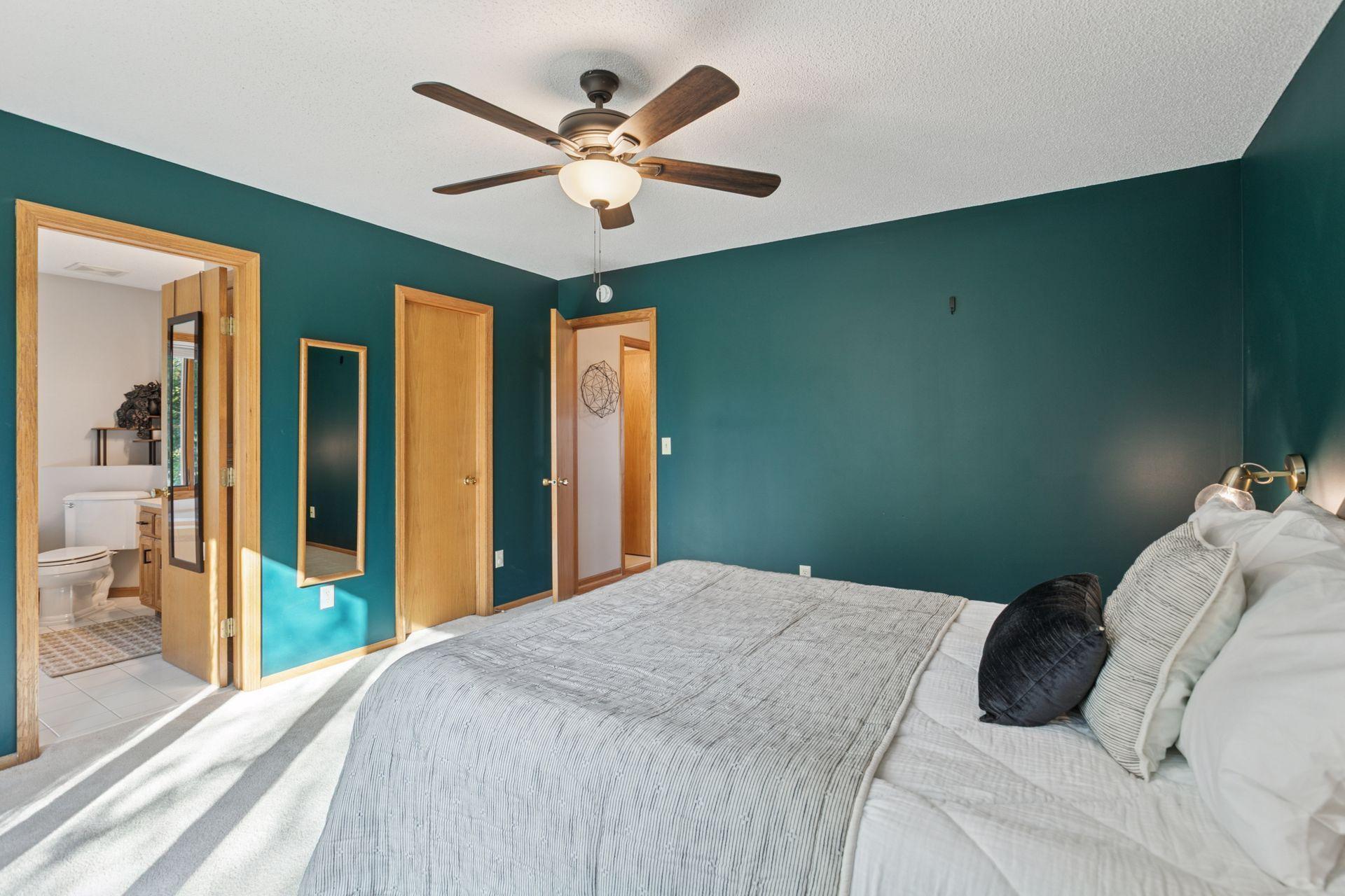 5333 89th Crescent Circle N