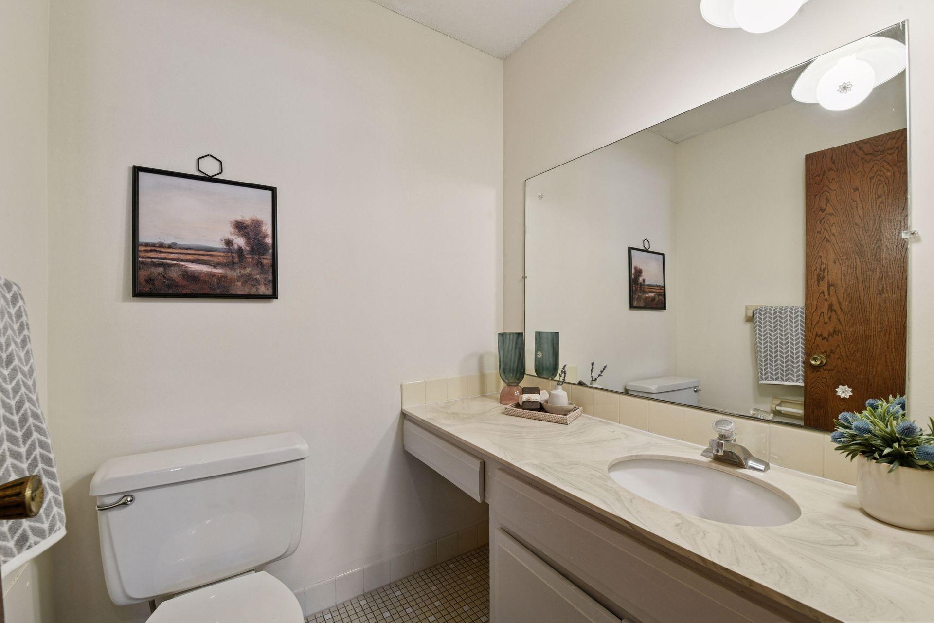 205 Barry Avenue S Unit: 303