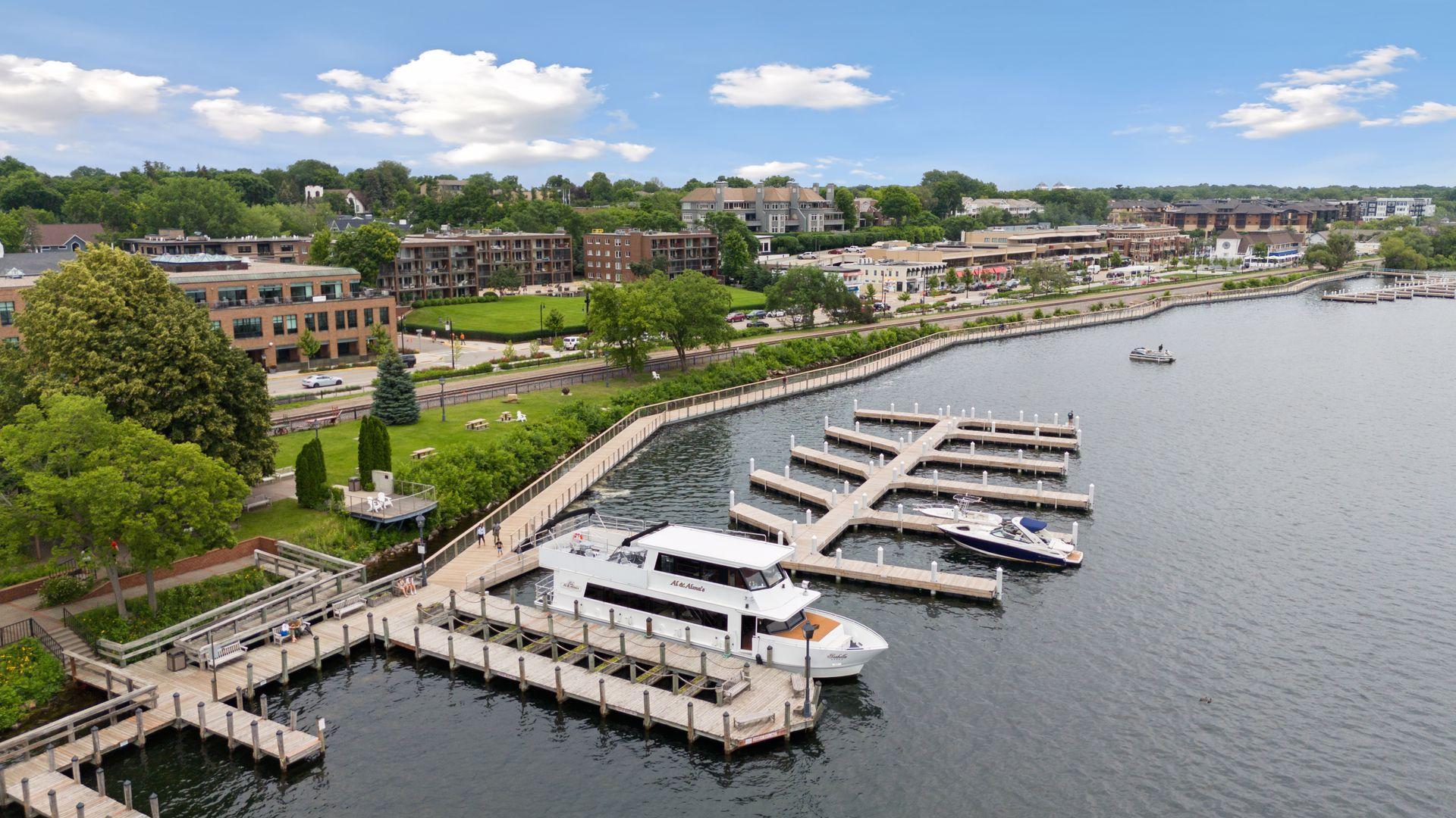 205 Barry Avenue S Unit: 303