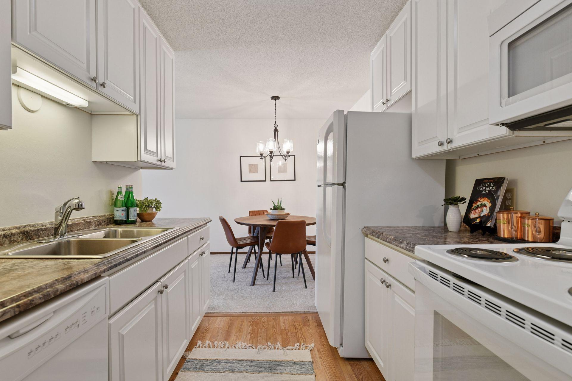 205 Barry Avenue S Unit: 303