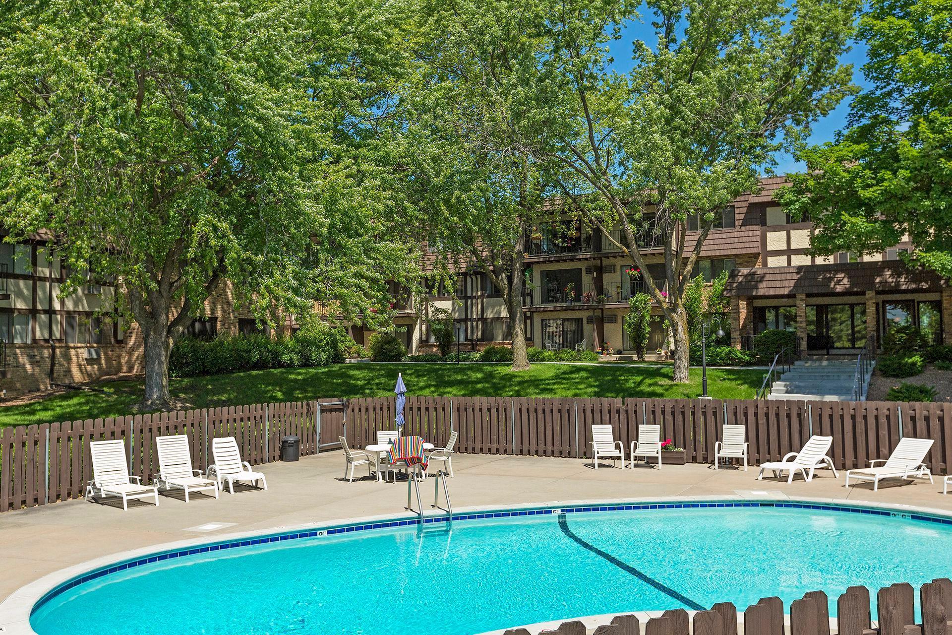 205 Barry Avenue S Unit: 303