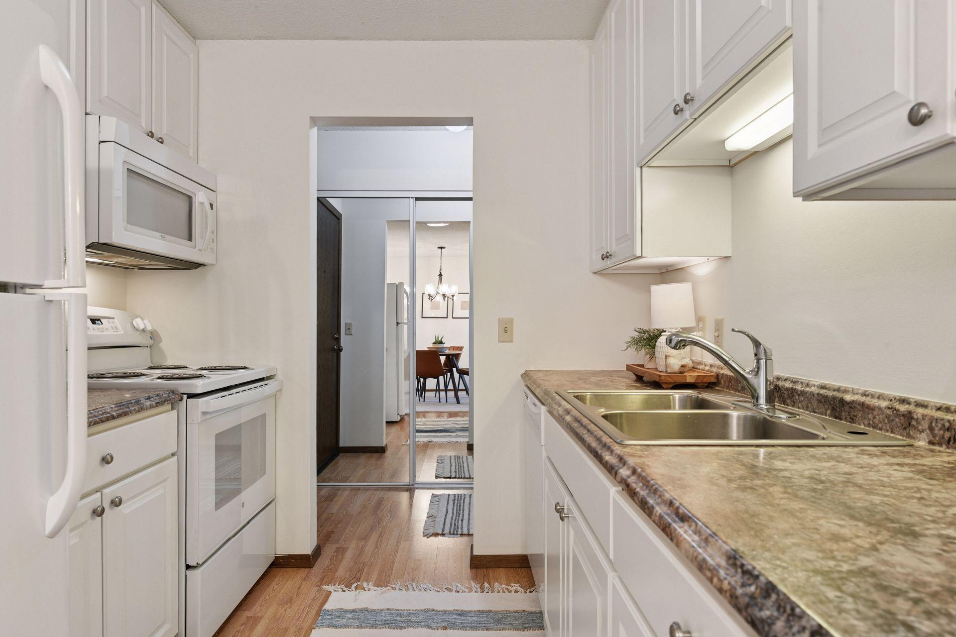 205 Barry Avenue S Unit: 303